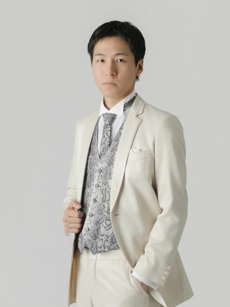 シャンパン　ヘビ柄ベスト