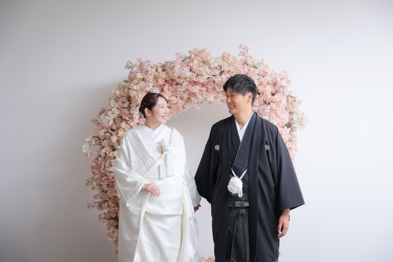 手を繋いで