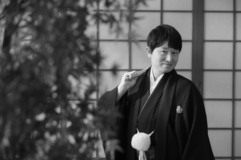 新郎様はクールにモノクロで