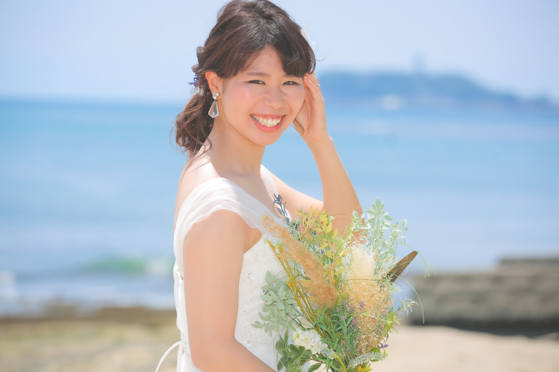 笑顔弾けるご新婦様