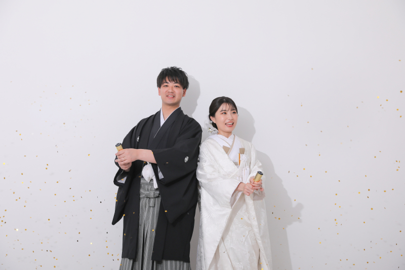 コンフェッティで華やかに【和装スタジオPLUS+】