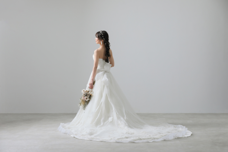 ドレスの見どころも逃さず