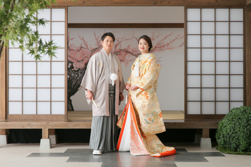 お茶室の前で♪