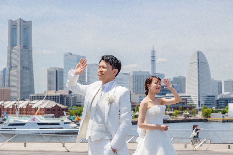 背中向けて