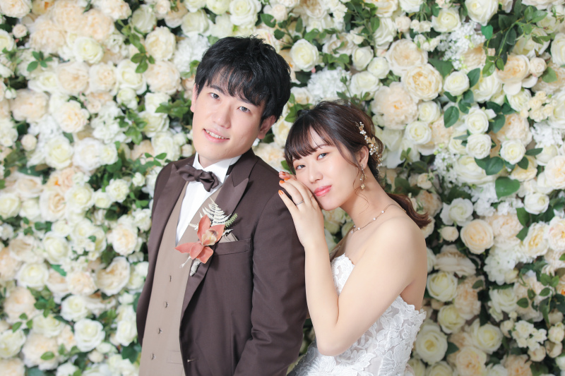 お花いっぱいの背景で!