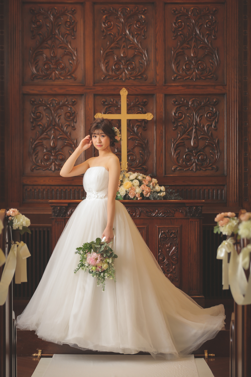 純白のドレスが輝いてます!