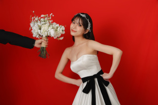 スタジオで韓国風ウェディングフォト！