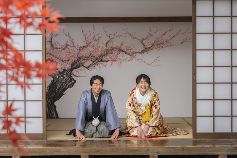 立ち姿や正座のお写真も