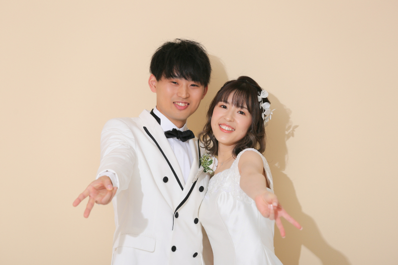 締めはピースで!