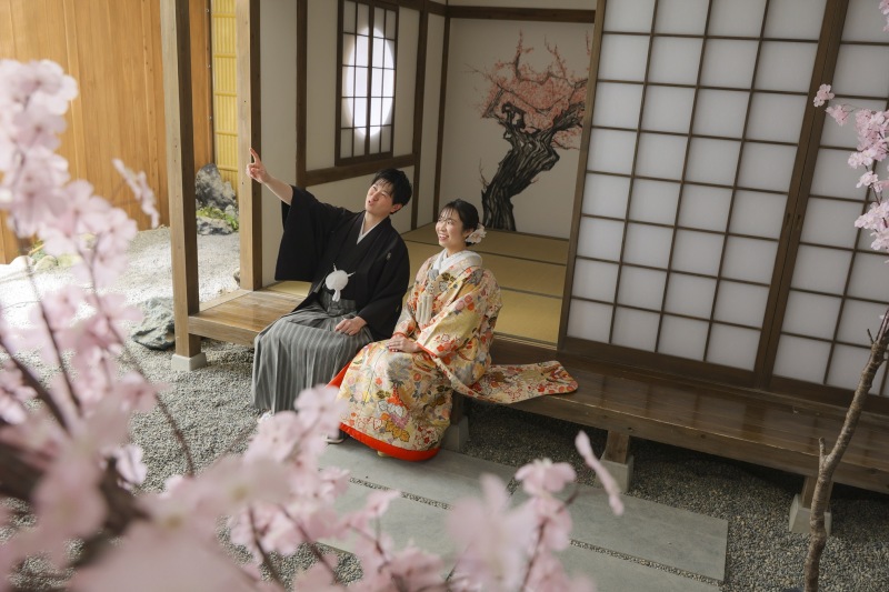 縁側に桜を添えて