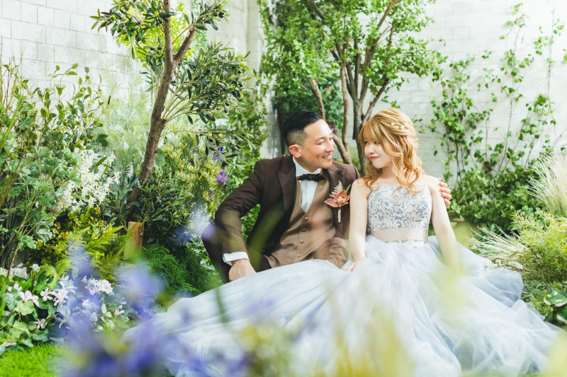 スタジオで楽しむウェディングドレス&カラードレス