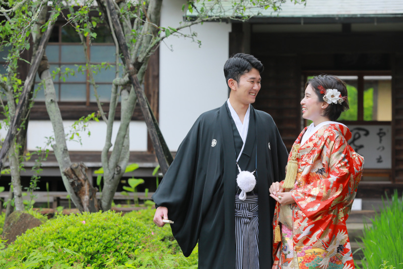 見つめあって…