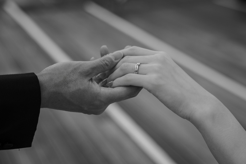 繋いでいるお手元のお写真も