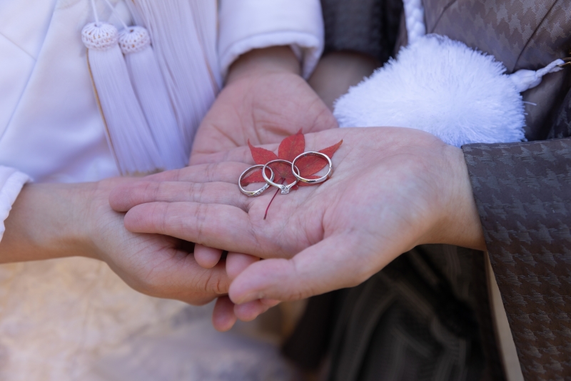 紅葉と指輪