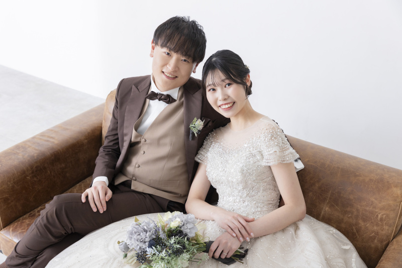 笑顔で寄り添って