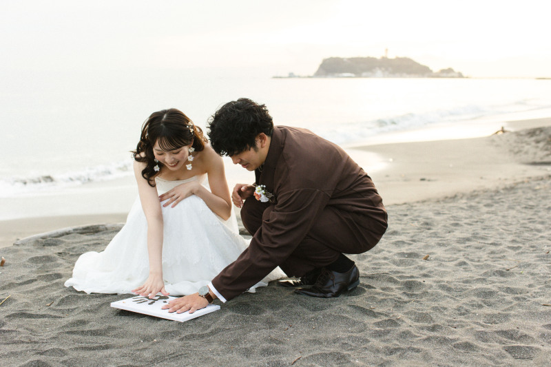 特に印象に残ったのは、砂浜での撮影です。