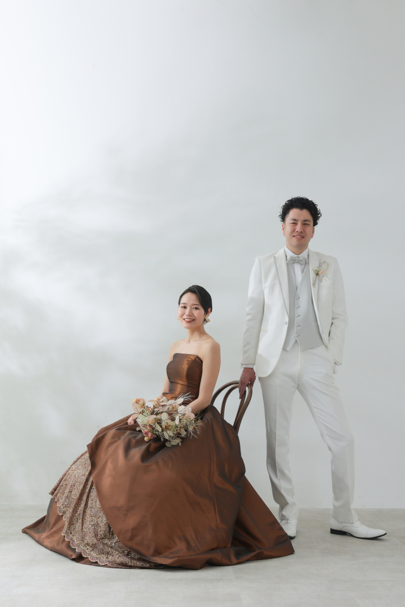 カラードレスで