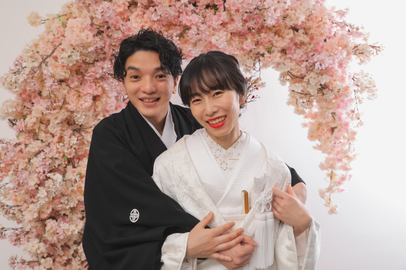 スタジオ撮影は桜のオブジェから！