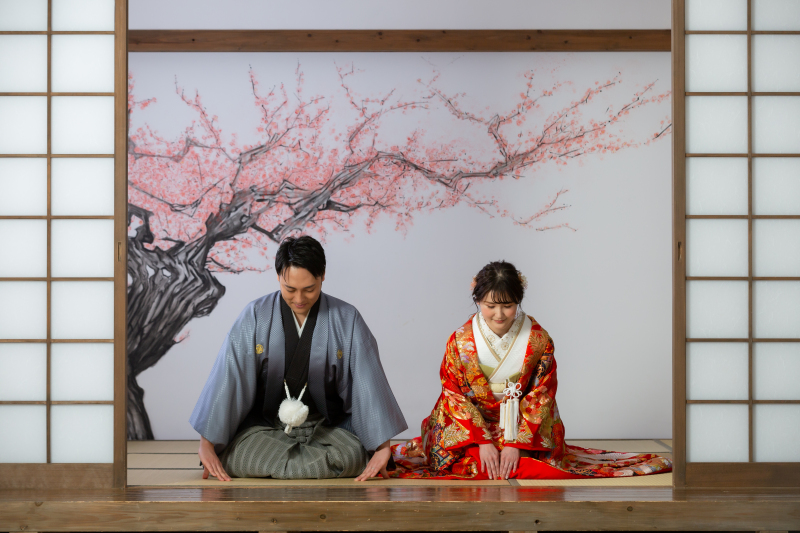 正座のカットも