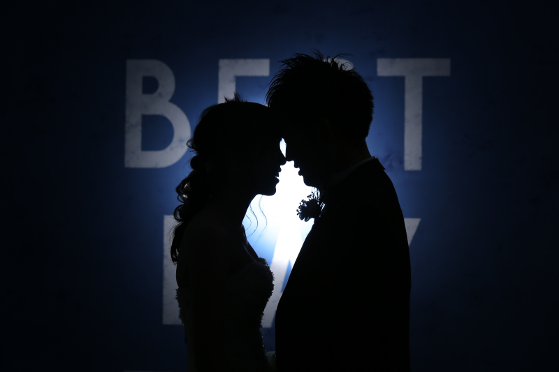 こんなシルエットのお写真も