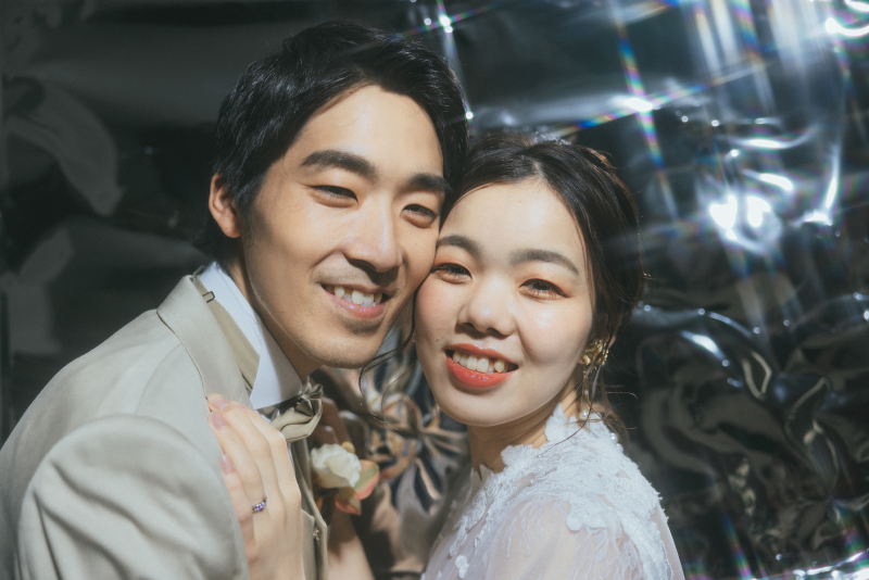 シンプルなスタジオで