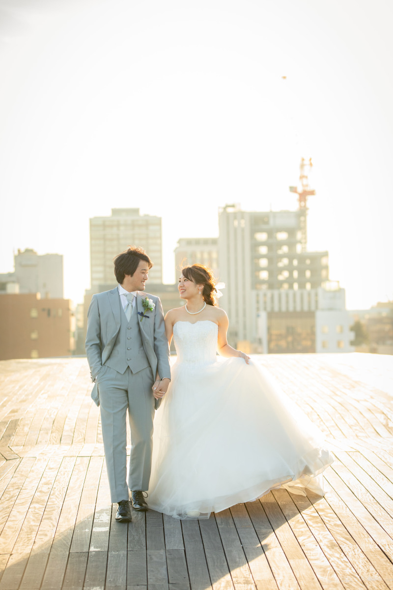 光の中をふたりで