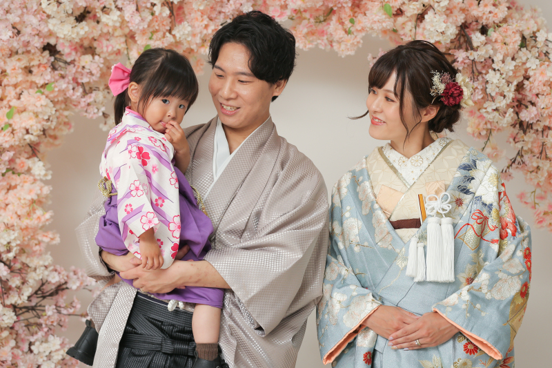 桜のアーチまで移動してペロリ♪