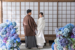 和の佇まいと遊び心が咲く屋内庭園