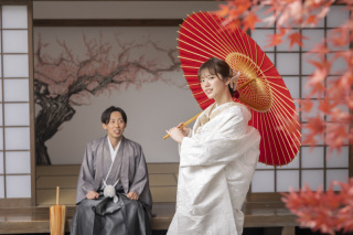 【屋内庭園スタジオ】笑顔がとっても素敵なお二人と本格的なお茶室で