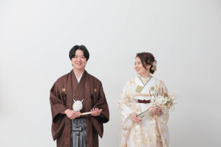 かっちりし過ぎない和装撮影【屋内庭園スタジオ】