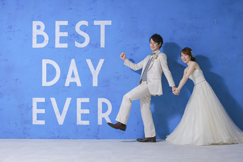 鮮やかなYOKOHAMA BLUE!