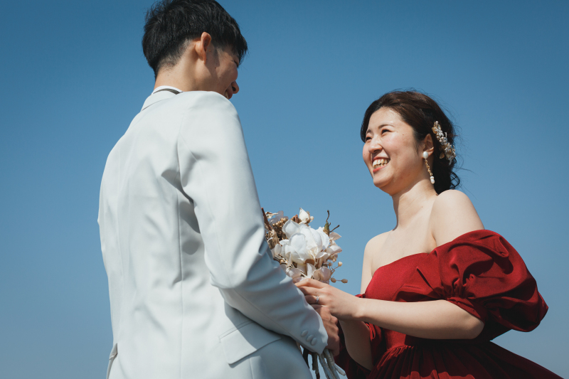 嬉しそうなご新婦様の表情も!