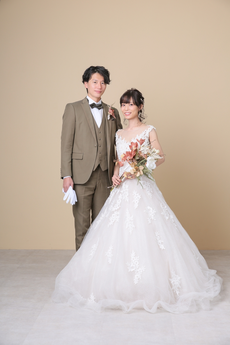 ベージュ背景にて♪