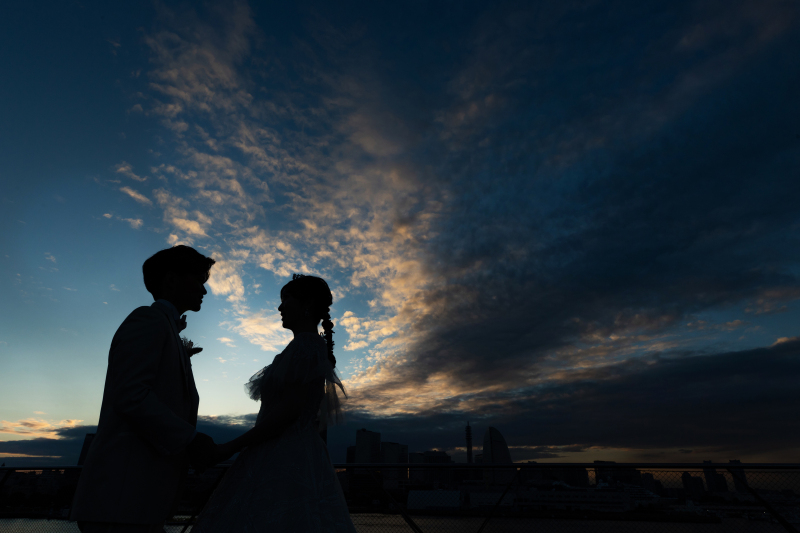 空き空のシルエット