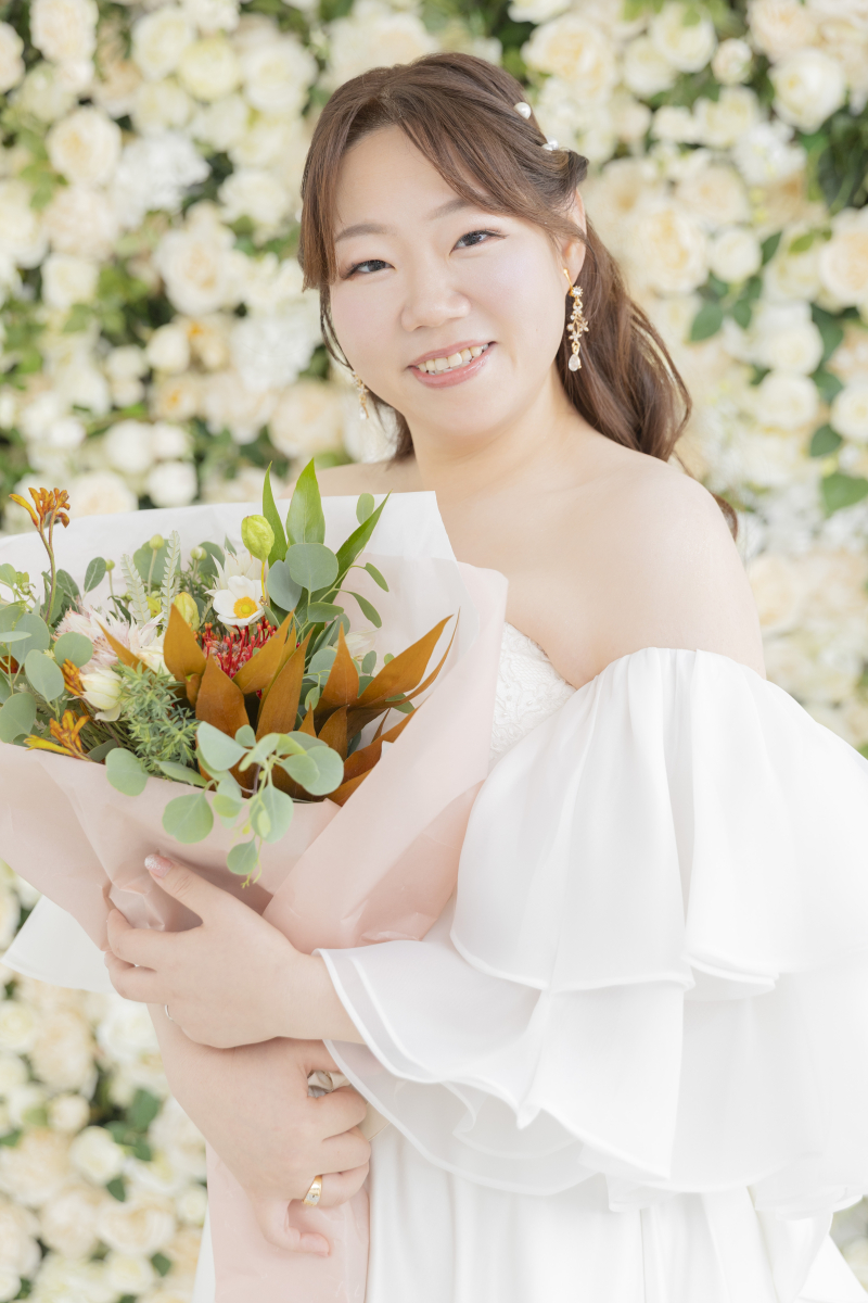 届けていただいたブーケとのお写真も