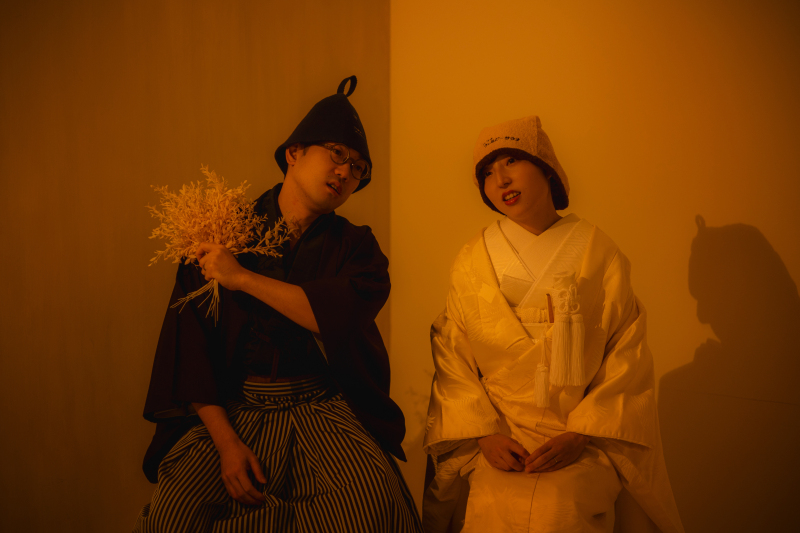 サウナハットを被ってサウナ風写真