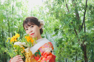 暑い季節も快適に撮影できる屋内庭園スタジオ　photo by　谷澤明美