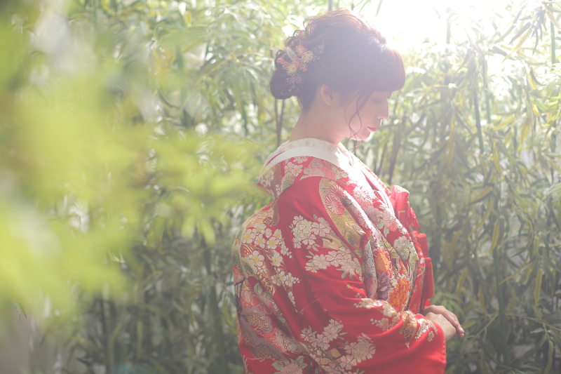 本当の竹林のような背景で！