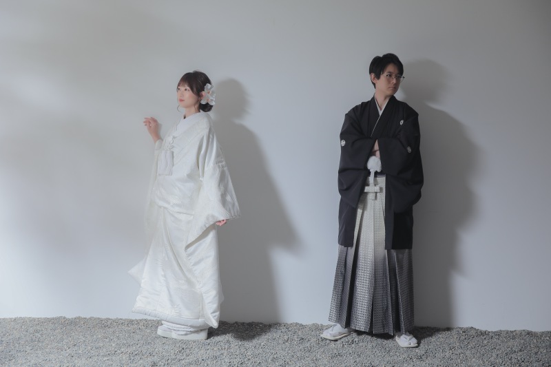 白無垢にお着替えをして