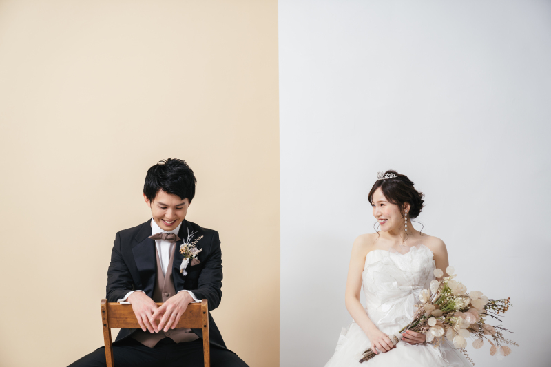 ベージュと白の背景で♪