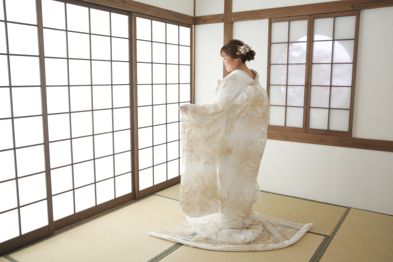 後ろ姿もしっかり