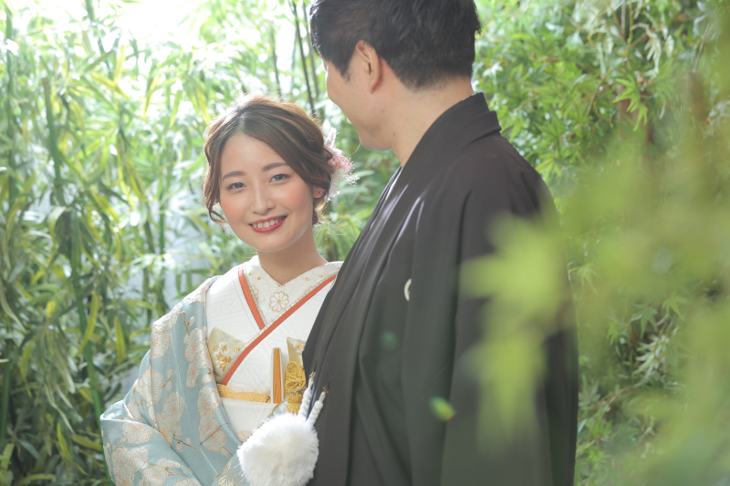 逆光が輝くスタジオ