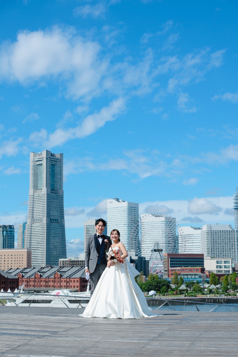 絵のように晴れた大桟橋　photo by谷澤明美