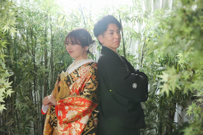 竹林で幻想的に