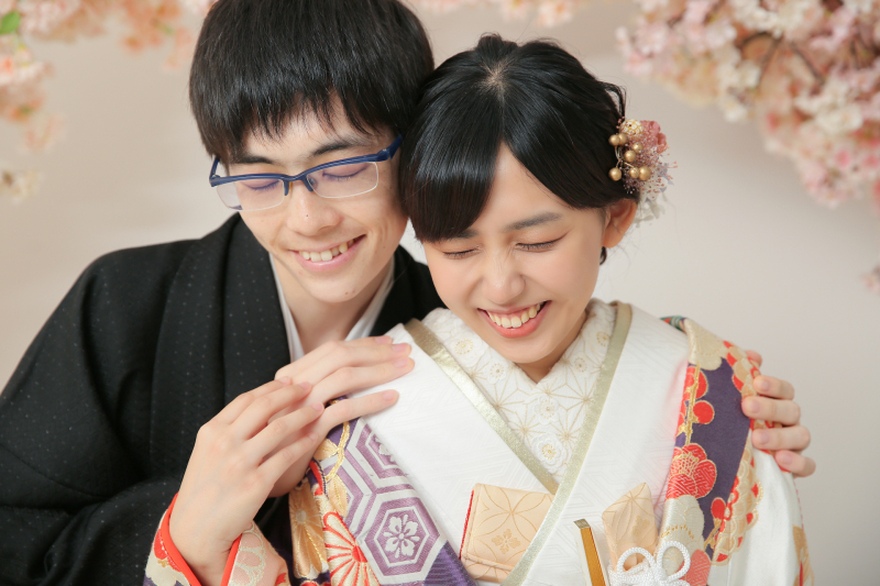 「キャハ!って感じで笑って!」