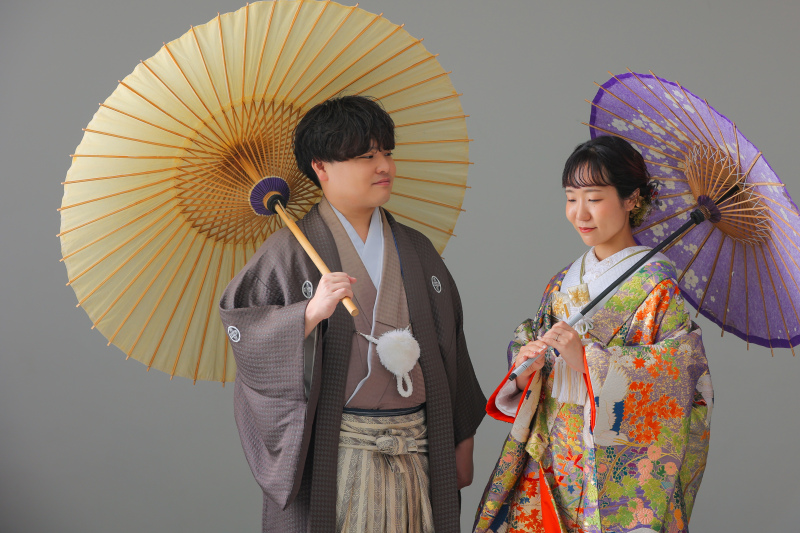 番傘を差し、奥ゆかしく