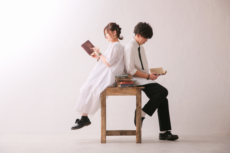 スタジオ小物を使ってこんなカットも