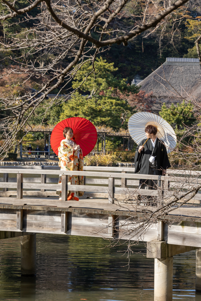 橋の上の和傘ショット