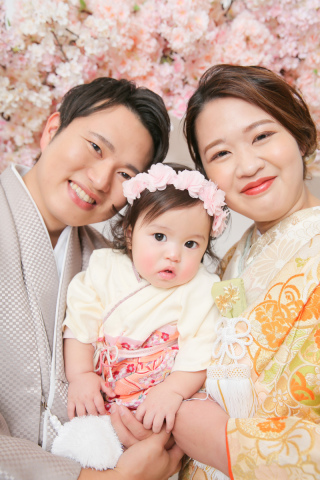 家族３人でスタジオ撮影♪　【和装 屋内庭園スタジオ】