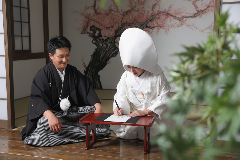 今なら結婚証明書も!